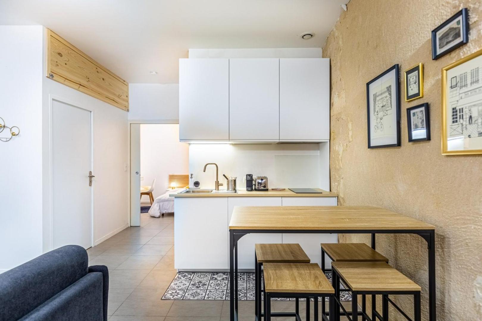 Guestready - Cozy Apt In Frederic & Isabelle Place Bordeaux Eksteriør billede