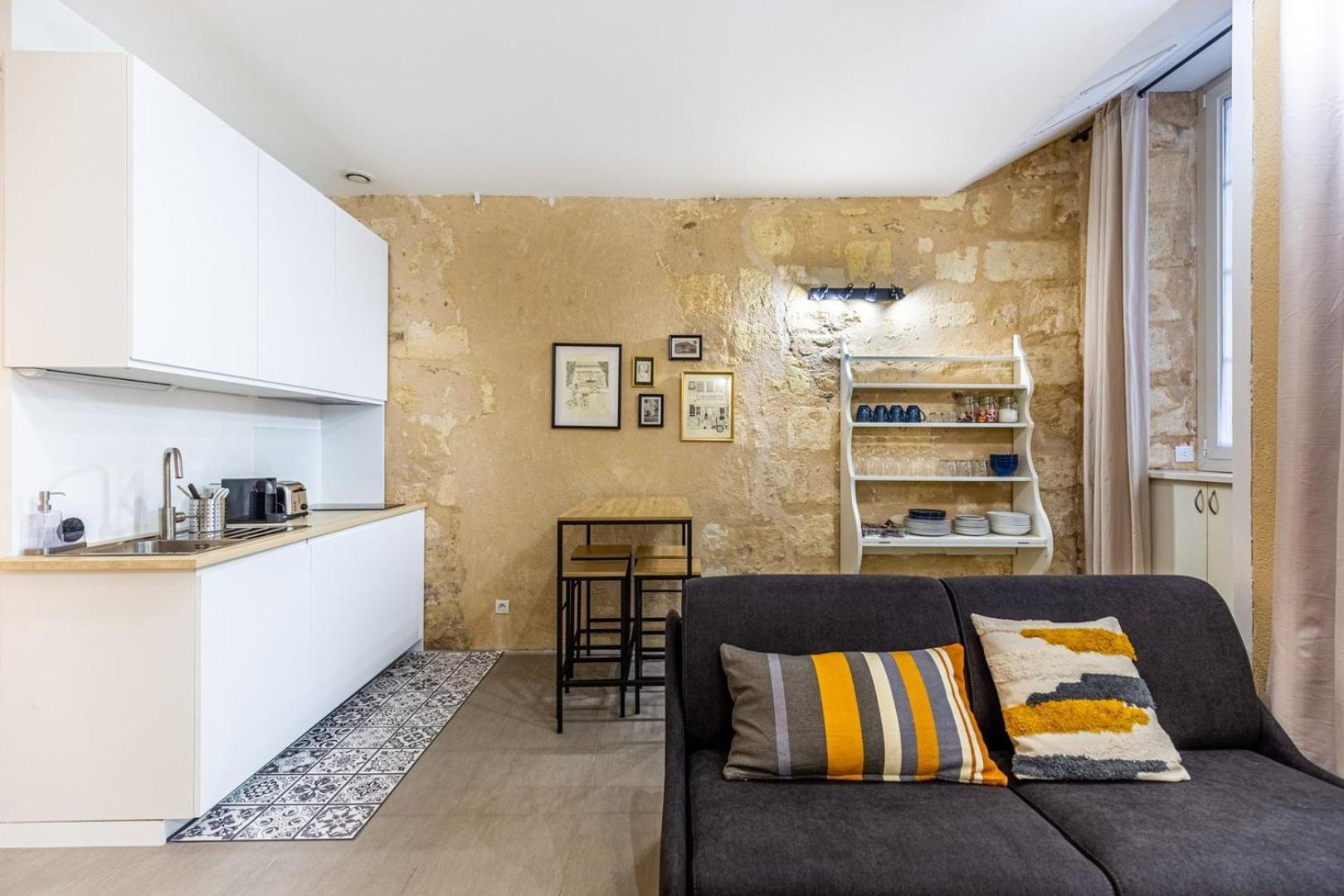 Guestready - Cozy Apt In Frederic & Isabelle Place Bordeaux Eksteriør billede