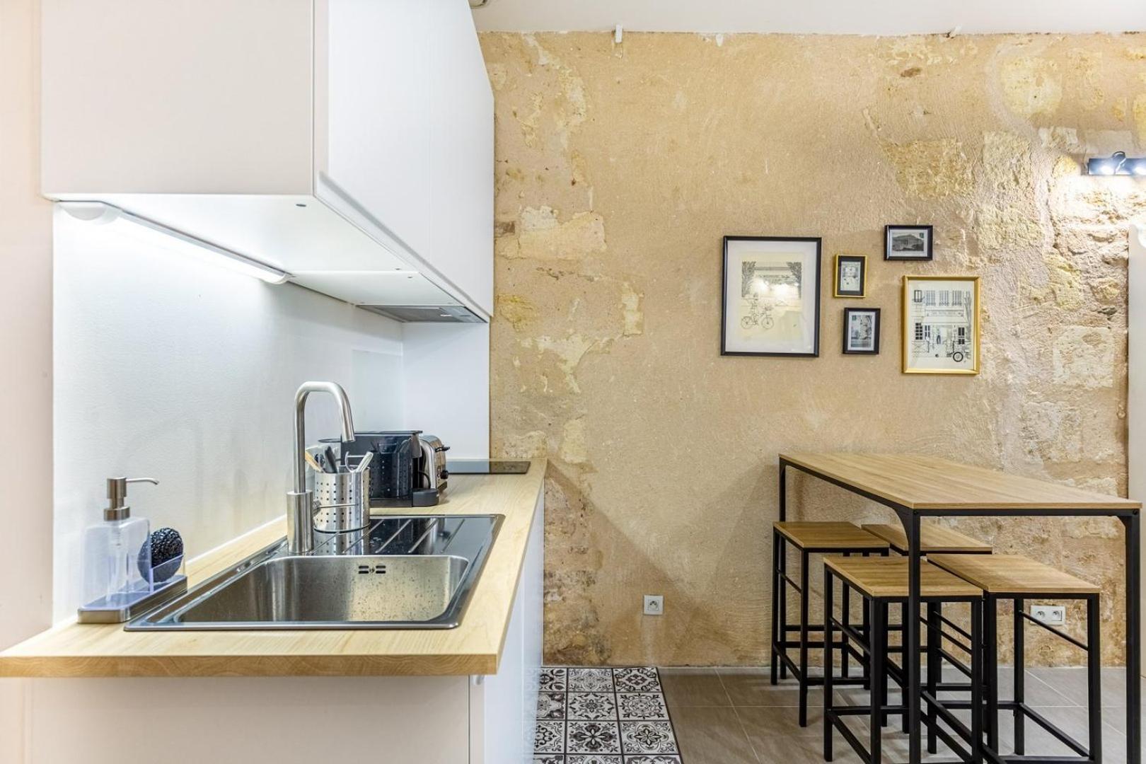 Guestready - Cozy Apt In Frederic & Isabelle Place Bordeaux Eksteriør billede